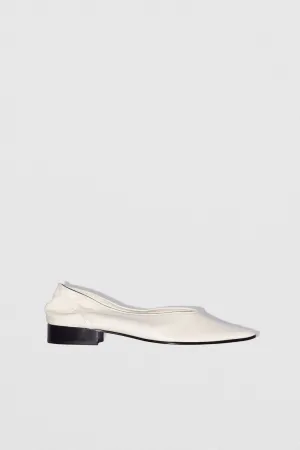 Carré Limewash Creased Leather