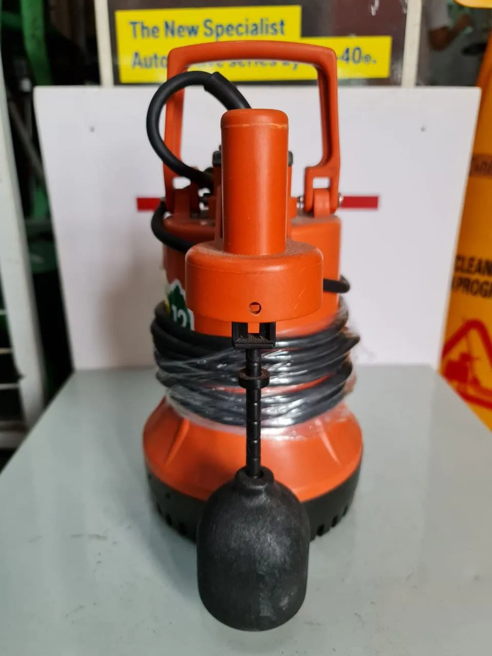 Mepcato 1" 120W 130L/min Plastic Submersible Pump with Adjustable Float Switch (Auto) | Model : WP-HOME-12A