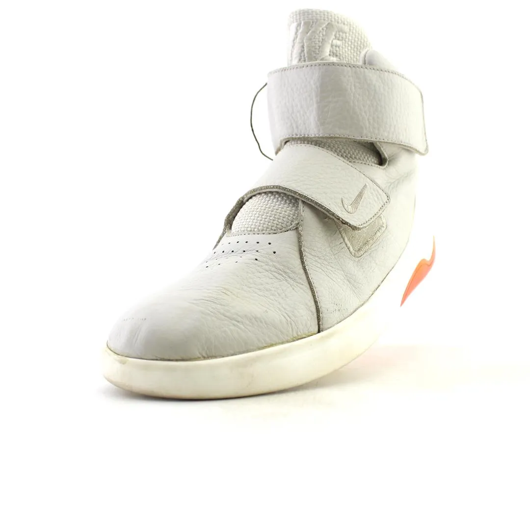 NIKE   MARXMAN TRAINERS IN TAN
