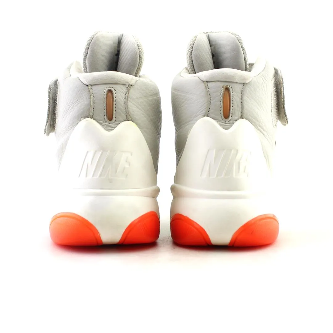 NIKE   MARXMAN TRAINERS IN TAN