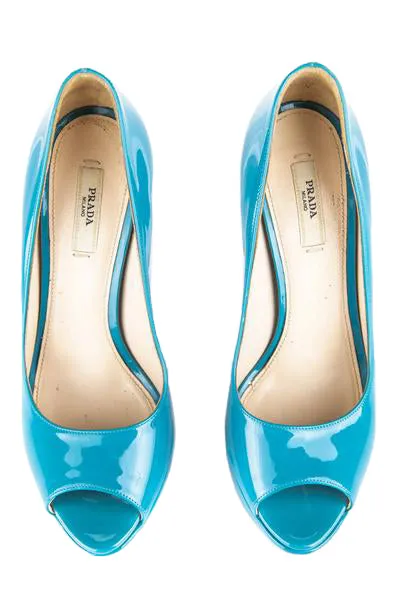 Prada Turquoise Patent Leather Platform Pumps Size US 7.5 | EU 37.5